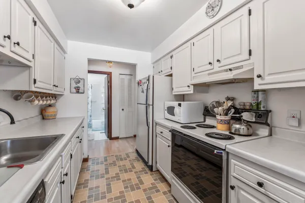 $165,000 | 600 Riverside Drive, Unit 18, Augusta, ME 04330