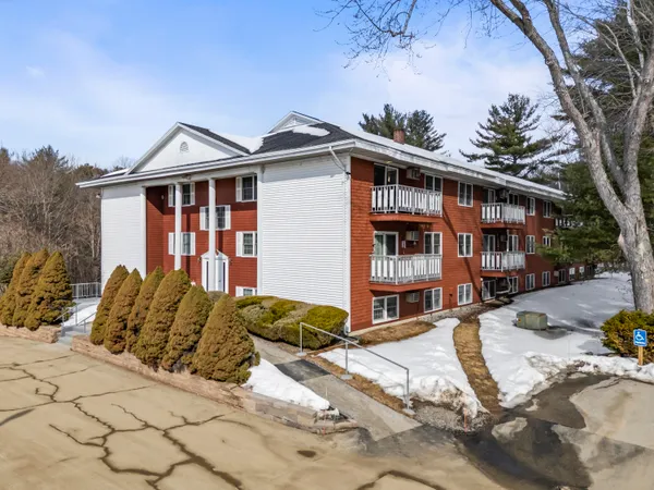 $165,000 | 600 Riverside Drive, Unit 18, Augusta, ME 04330