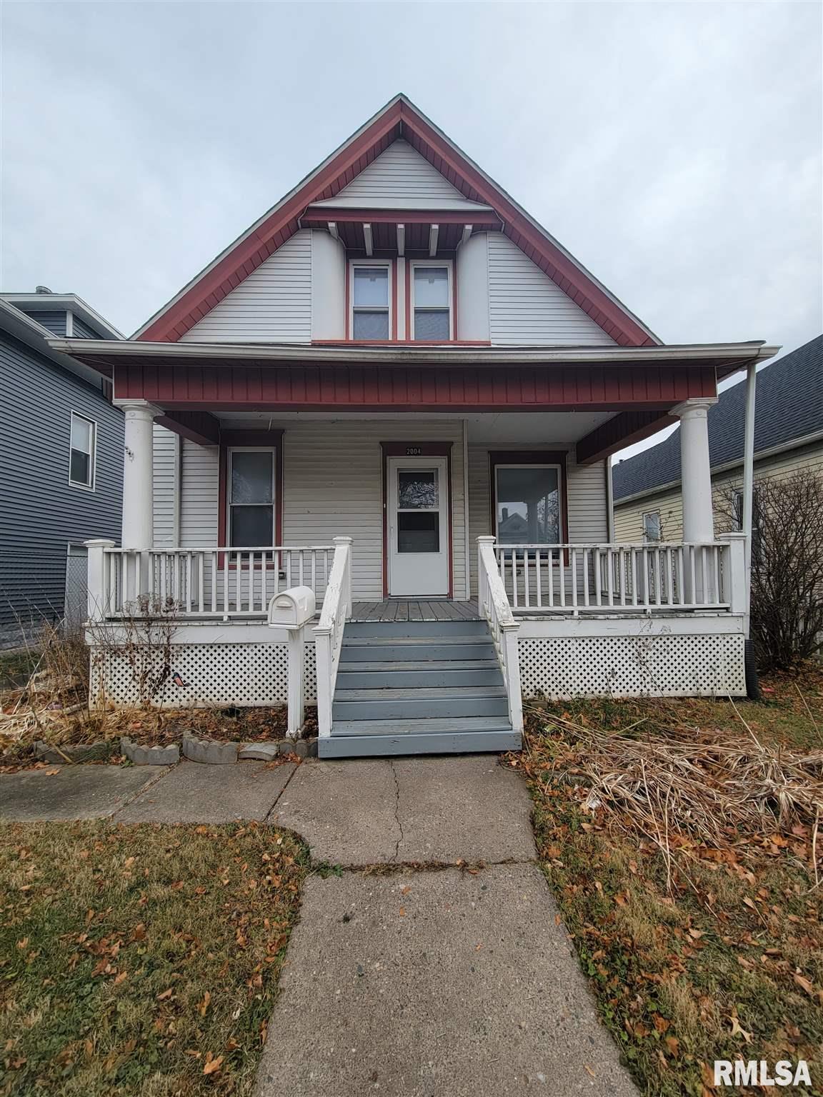 2004 15th Street Moline, IL 61265 - Photo 1 of 10 Gallery Image 1