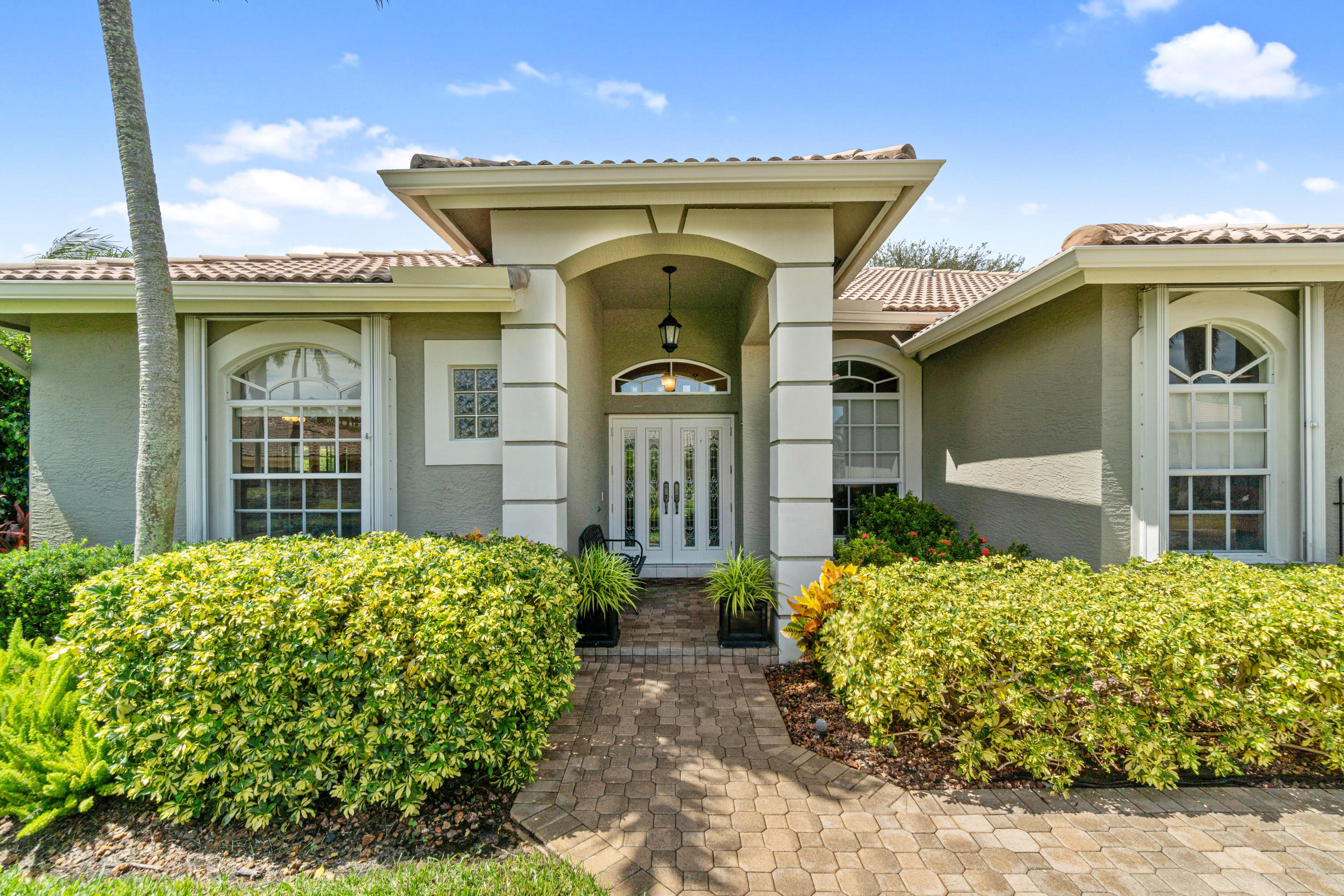9611 Aloe Road Boynton Beach, FL 33436 - Photo 2 of 38 Exterior Front