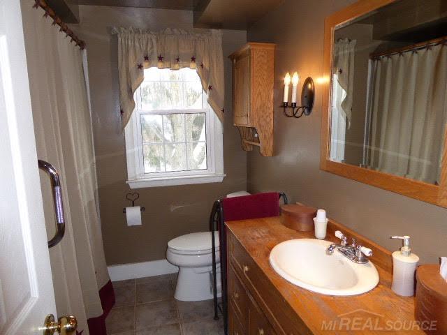 647 East Gunn Road Rochester, MI 48306 - Photo 19 of 26