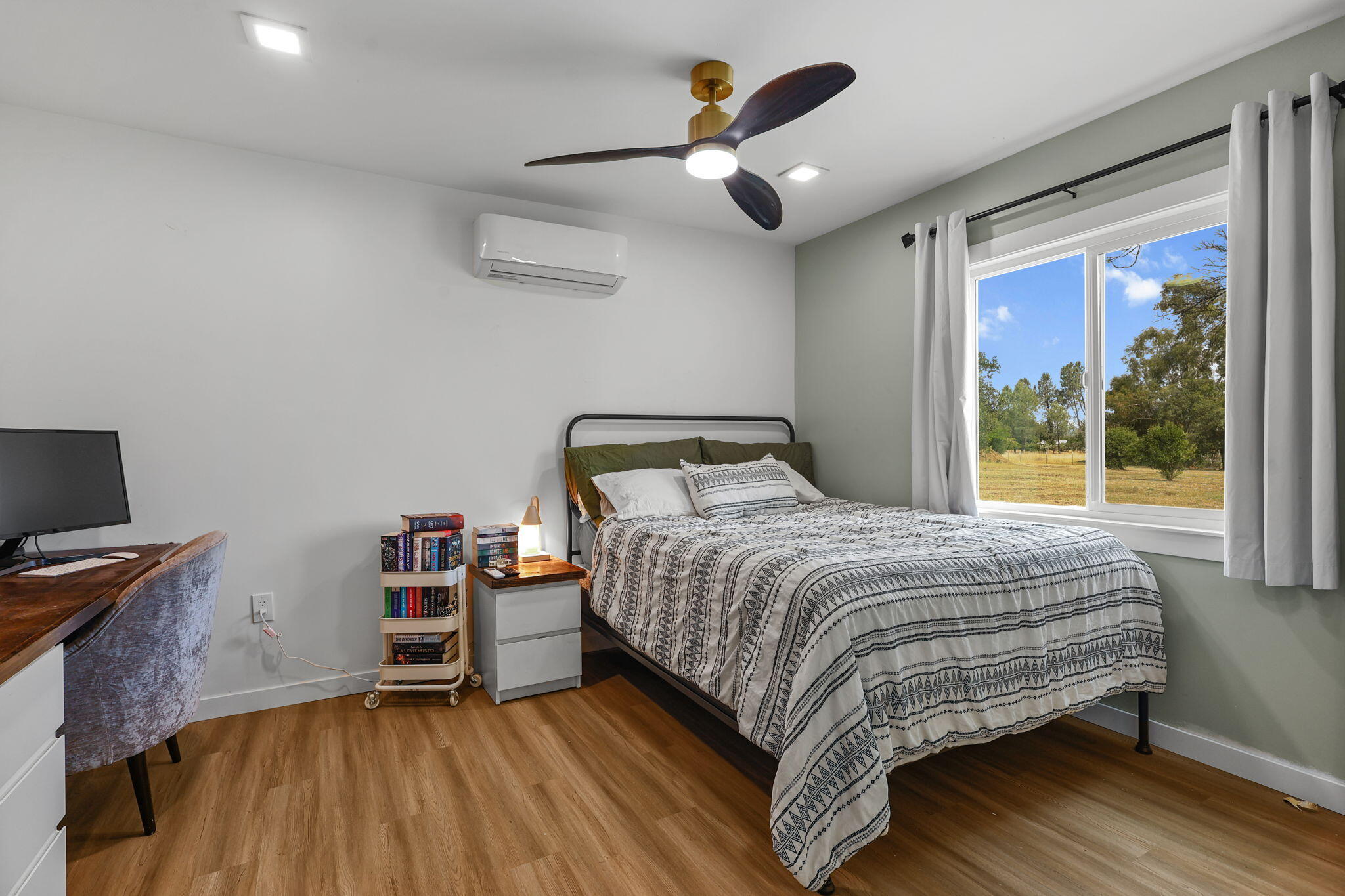 7128 Happy Valley Road Anderson, CA 96007 - Photo 24 of 48 Bedroom 2