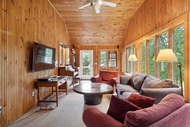 $599,900 | 263 Old Post Road, Newbury, NH 03255