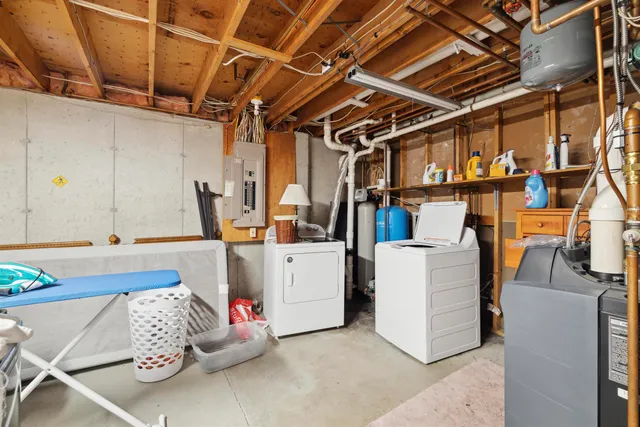 $599,900 | 263 Old Post Road, Newbury, NH 03255