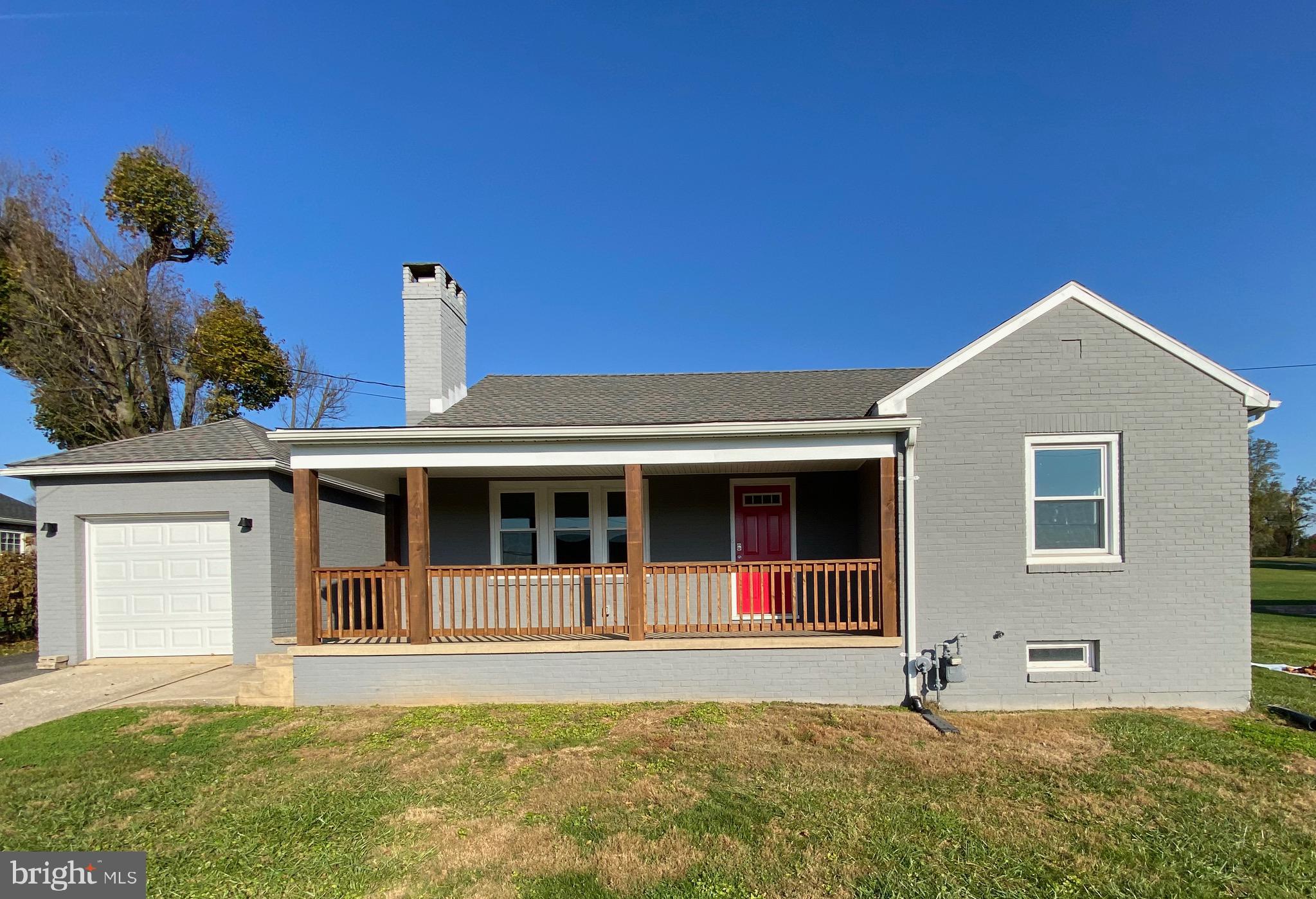 4475 East Prospect Road York, PA 17406 - Photo 1 of 29 Front View