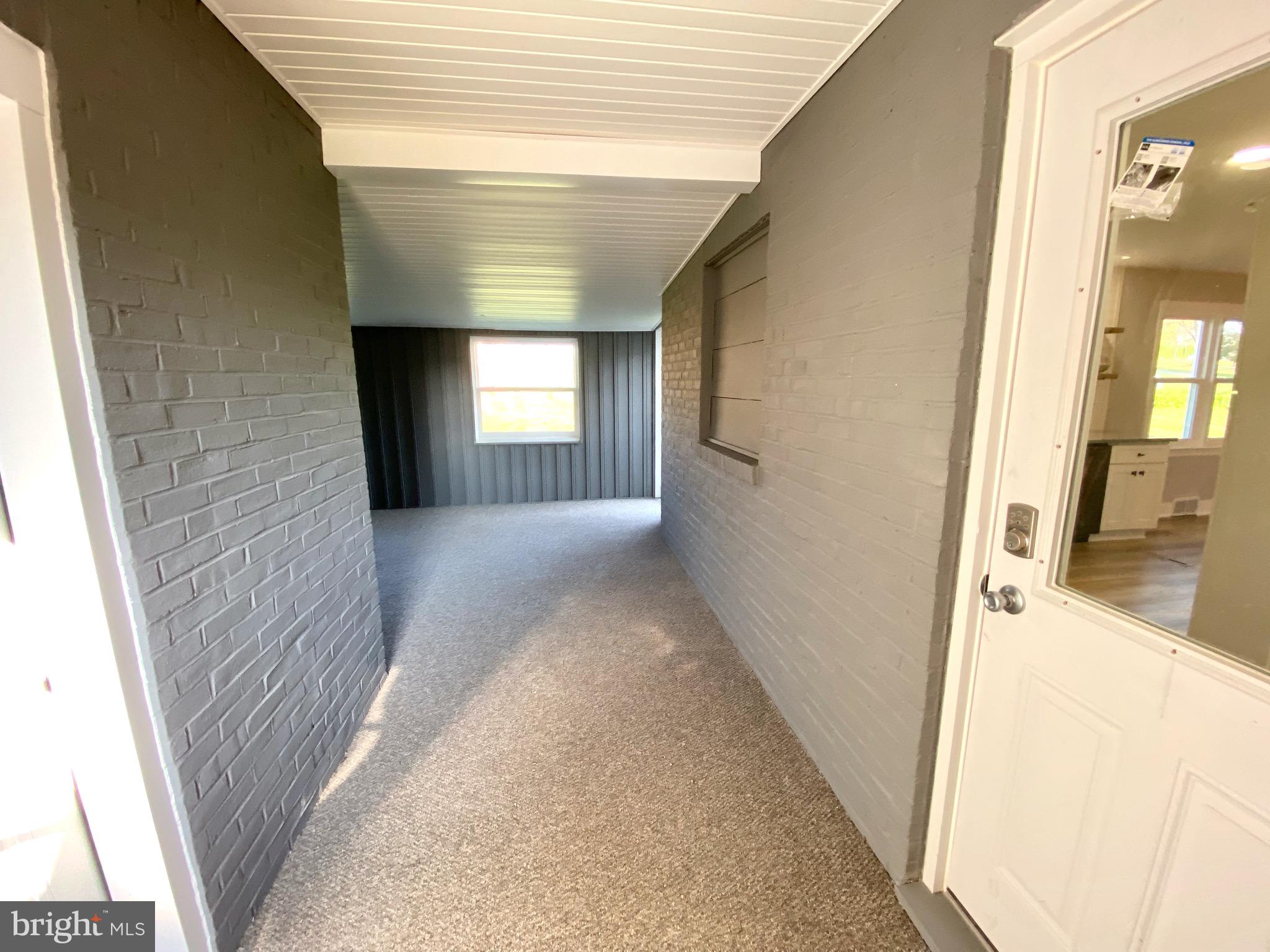 4475 East Prospect Road York, PA 17406 - Photo 20 of 29 Side entry with access to kit and Garage