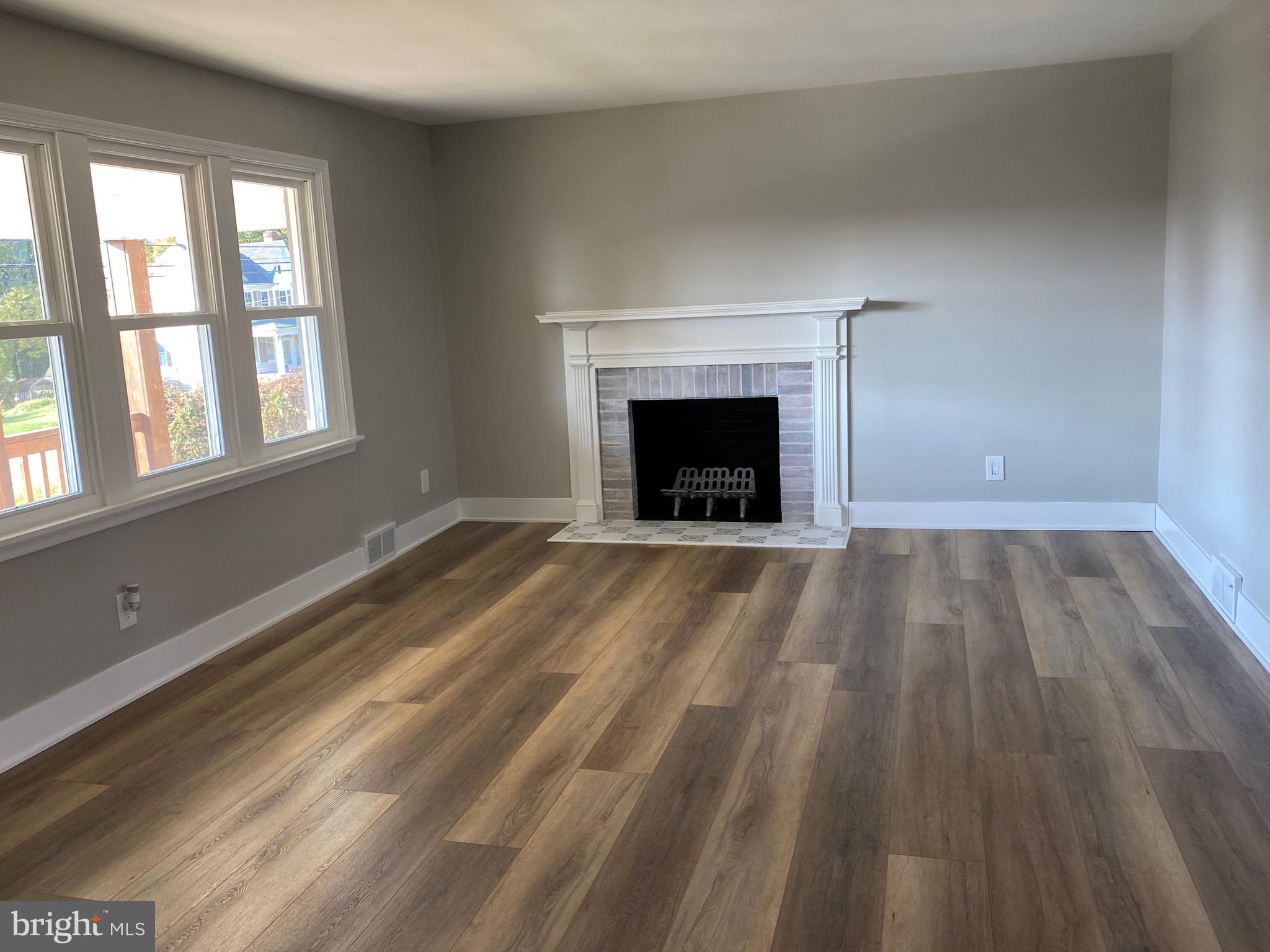 4475 East Prospect Road York, PA 17406 - Photo 3 of 29 Spacious LR with Vinyl plank flooring