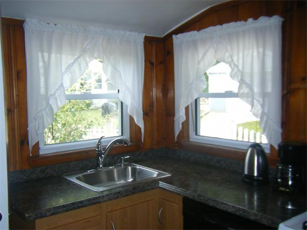 32 Mayfair Road Peabody, MA 01960 - Photo 6 of 27 Gallery Image 6