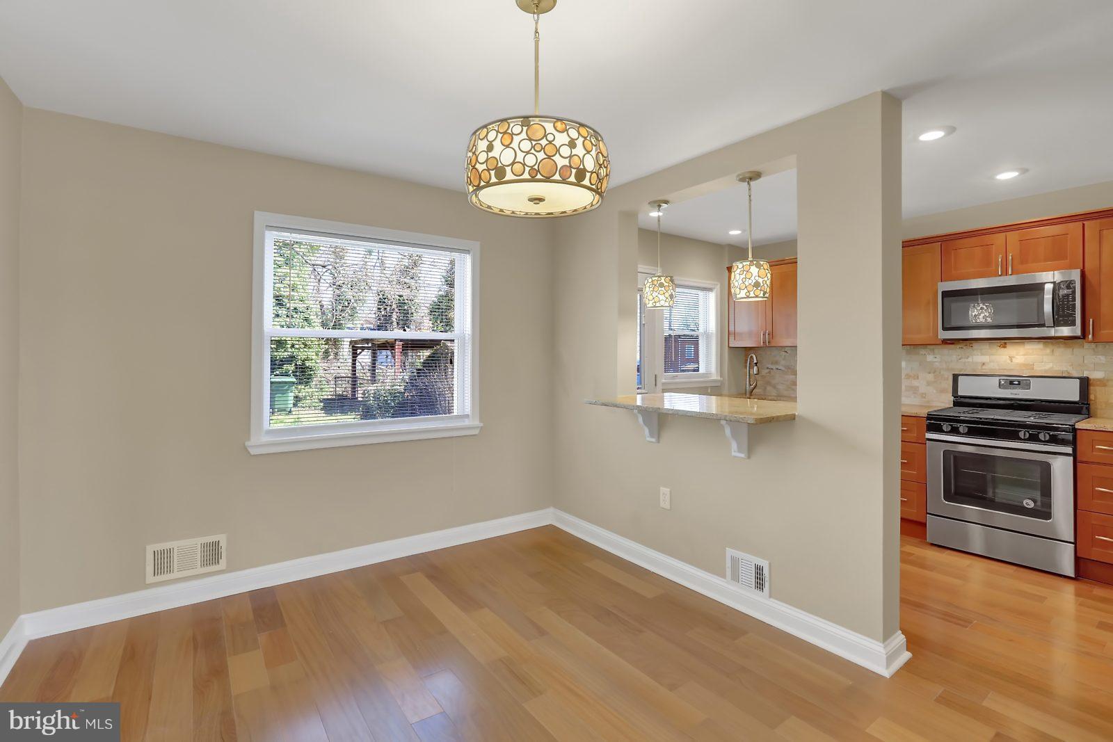 850 Benninghaus Road Baltimore, MD 21212 - Photo 5 of 23 Dining Room