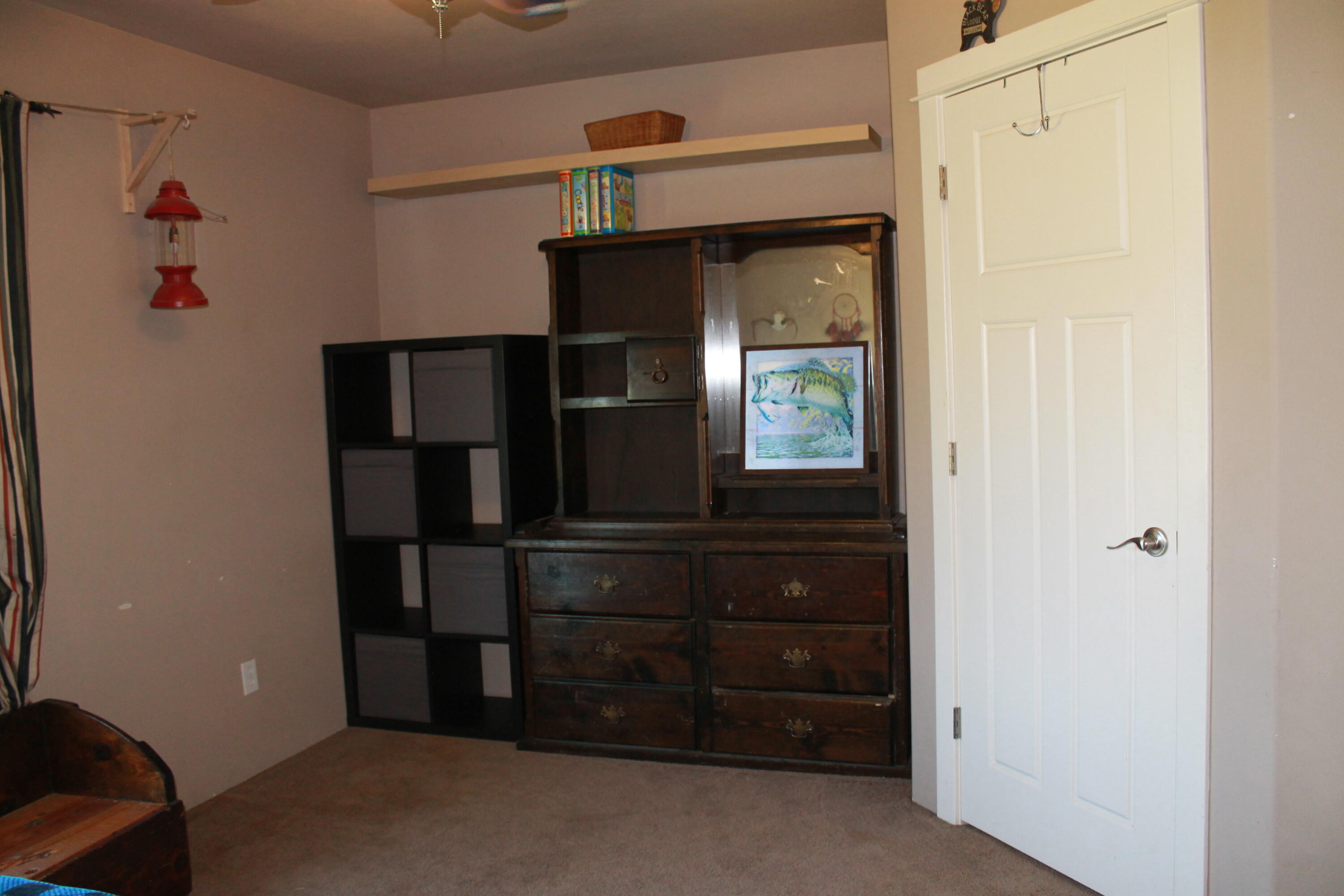 10990 Agate Road Eagle Point, OR 97524 - Photo 18 of 28 a view of closet area