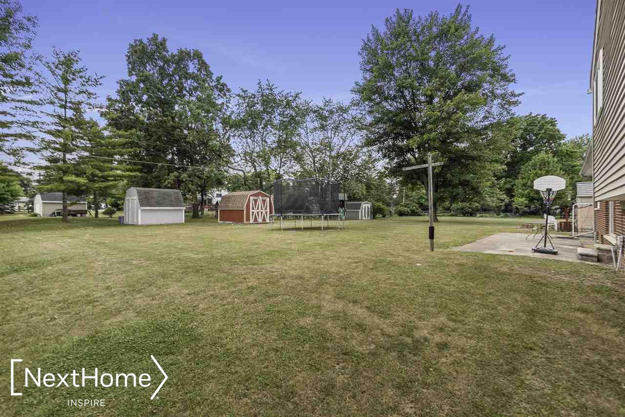 338 Holland Road Flushing, MI 48433 - Photo 17 of 18 50082235-16.JPG