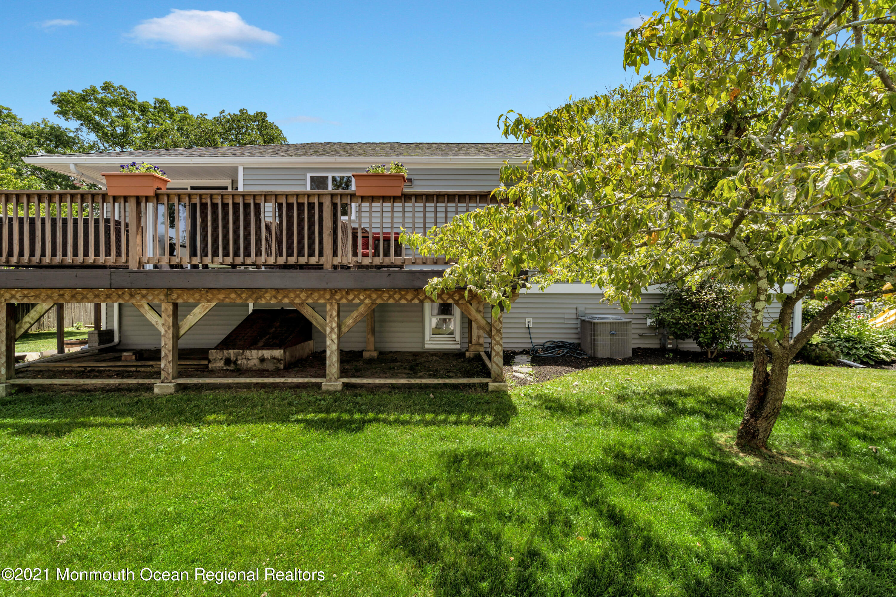331 Sudbury Road Point Pleasant, NJ 08742 - Photo 12 of 41 028_dsc05039-1