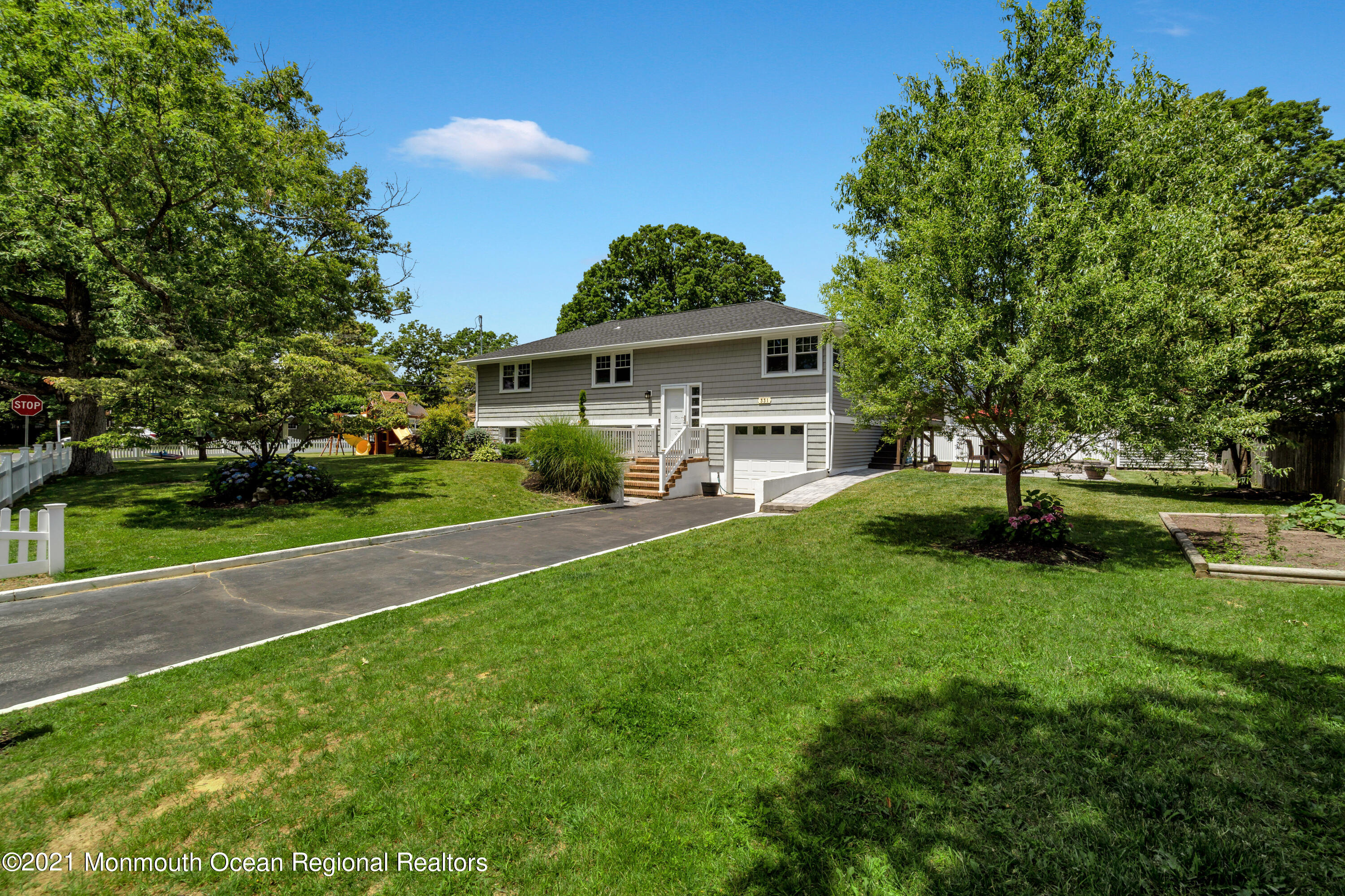 331 Sudbury Road Point Pleasant, NJ 08742 - Photo 16 of 41 009_dsc04899-1