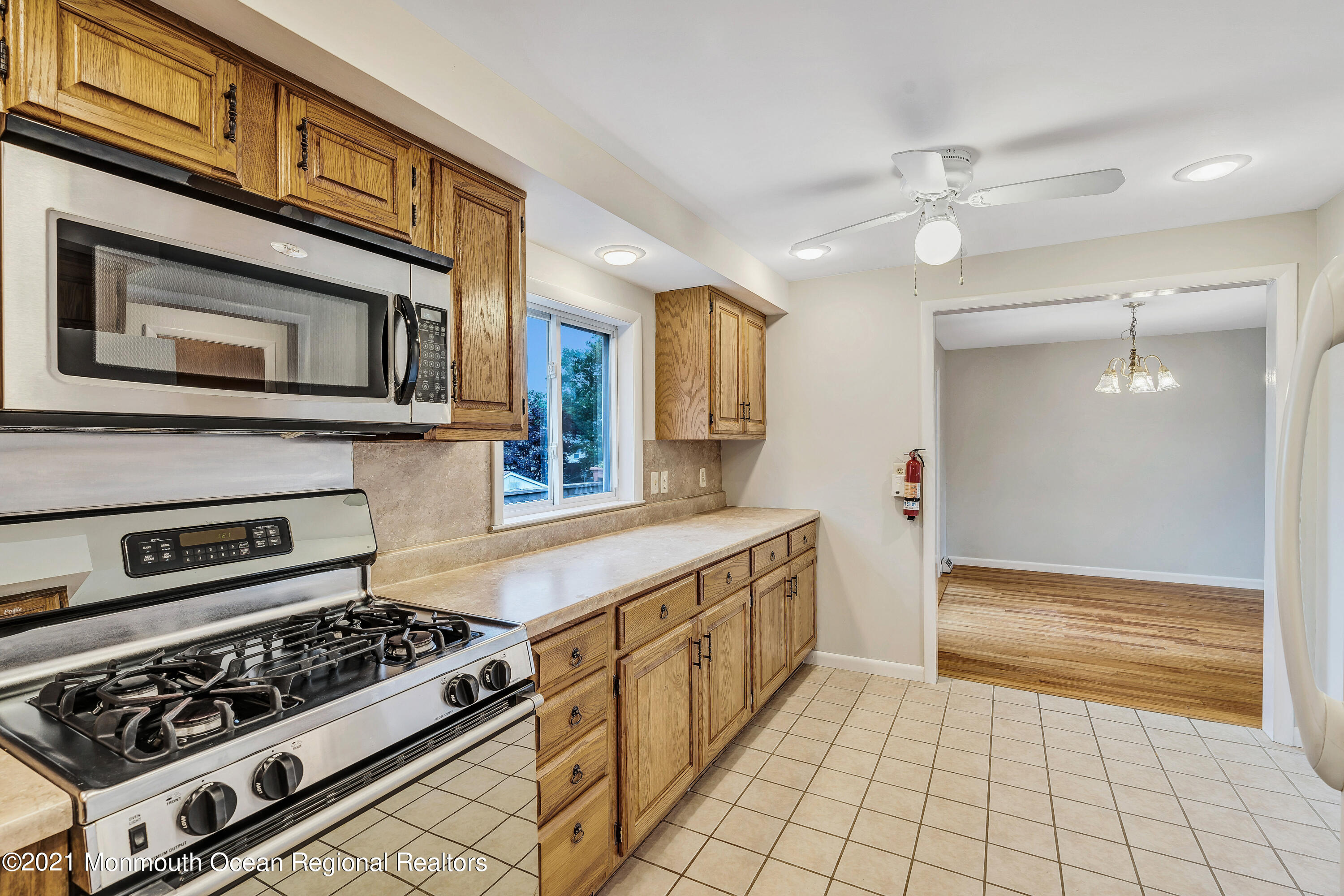 331 Sudbury Road Point Pleasant, NJ 08742 - Photo 26 of 41 032_dsc06857