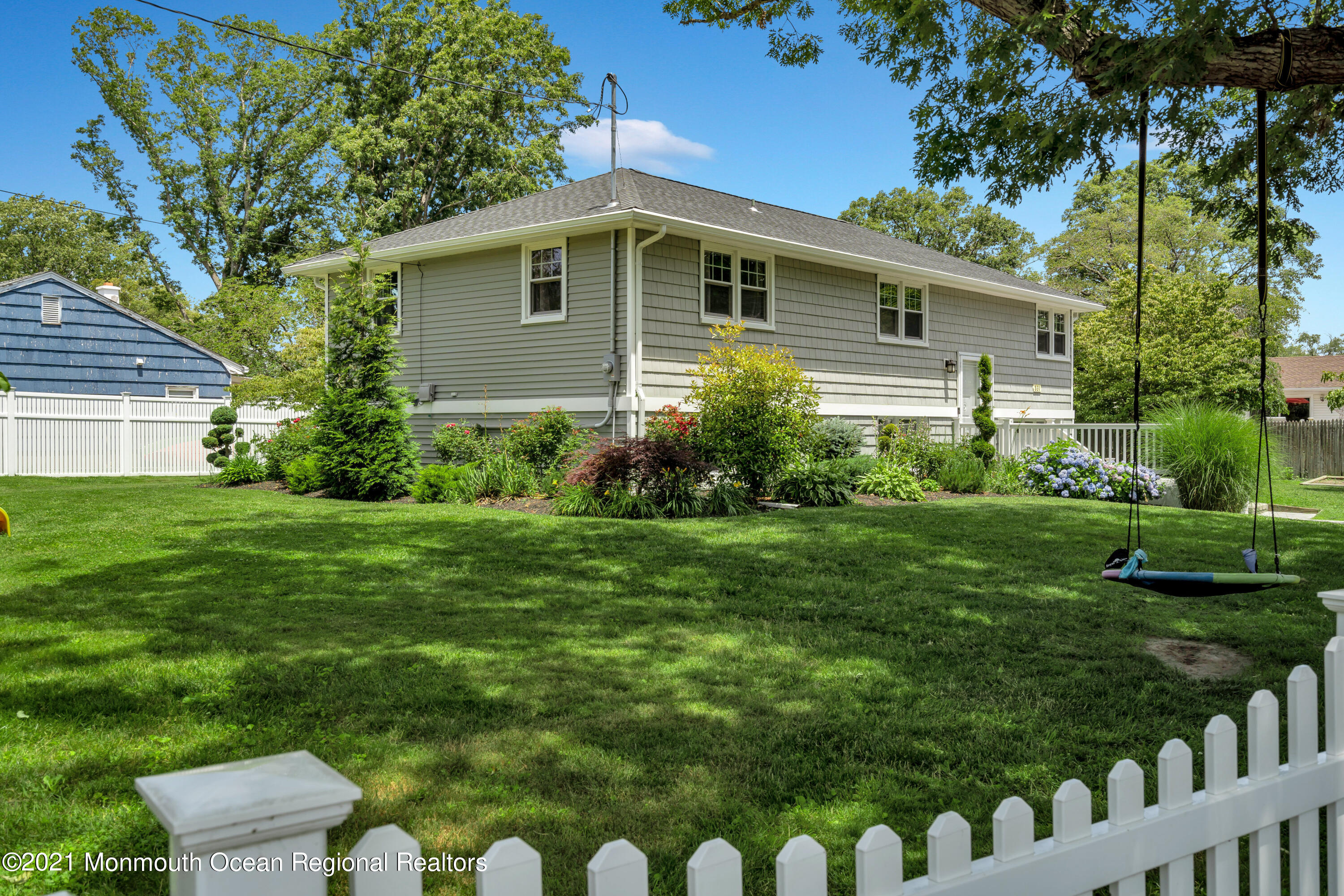331 Sudbury Road Point Pleasant, NJ 08742 - Photo 10 of 41 018_dsc04954-1
