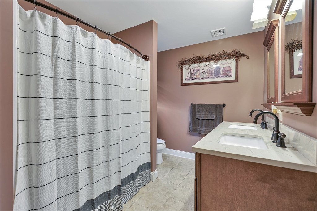 172 High Hill Road Swansea, MA 02777 - Photo 27 of 34 Gallery Image 27