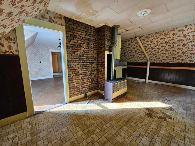 $119,900 | 104 Highway 5A, Burke, VT 05871