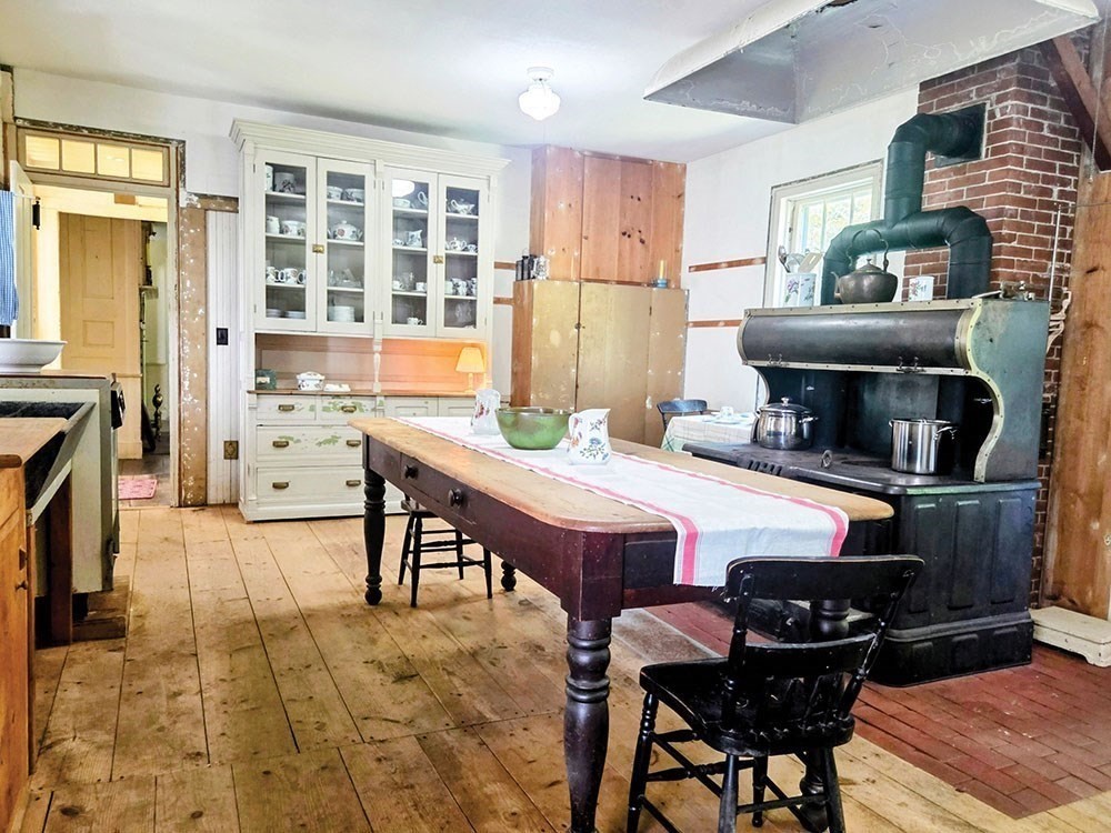 81 Barre Road Hardwick, MA 01037 - Photo 15 of 31 Gallery Image 15