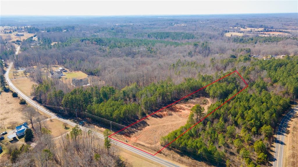 4224 Giles Road Lexington, NC 27295 - Photo 3 of 26 Lot overlays are approximate.