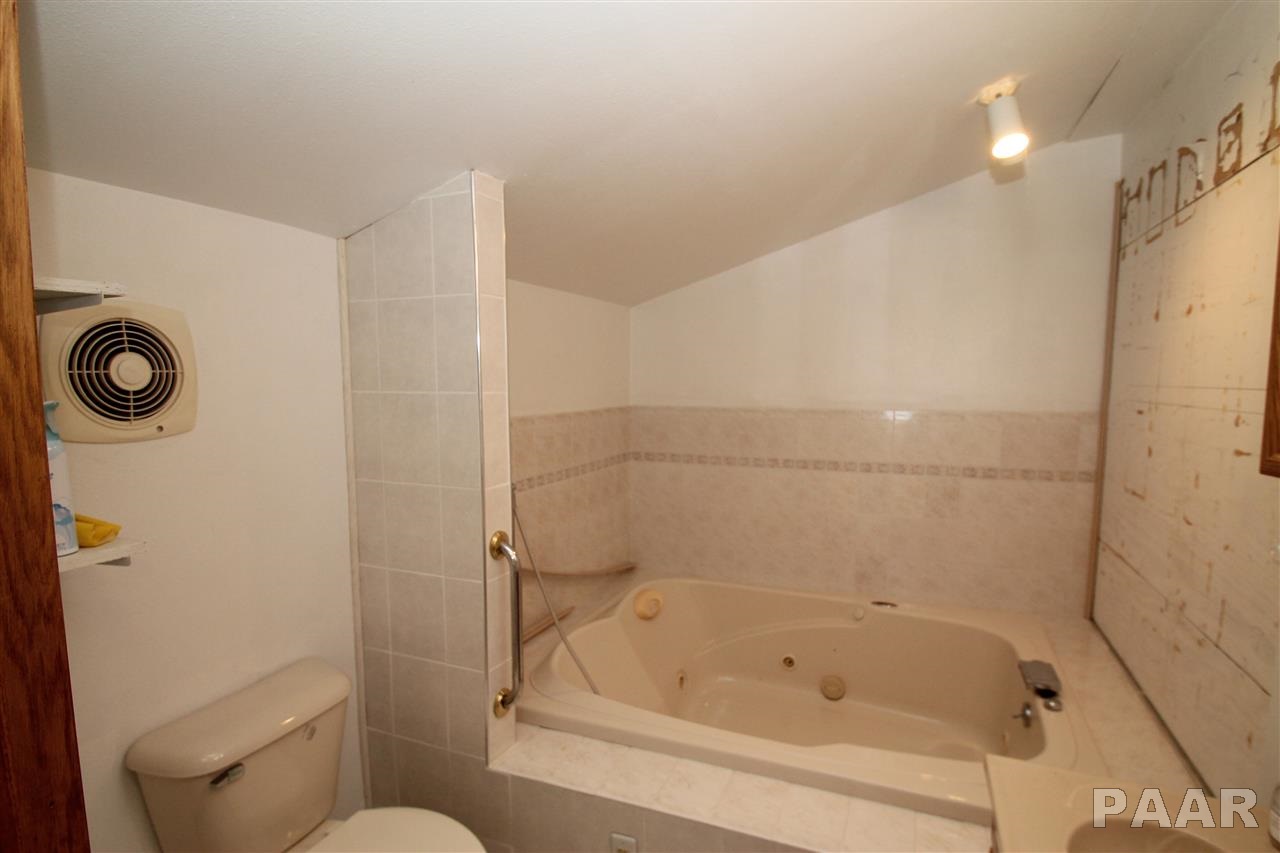 10217 North Trigger Road Dunlap, IL 61525 - Photo 8 of 19 Gallery Image 8