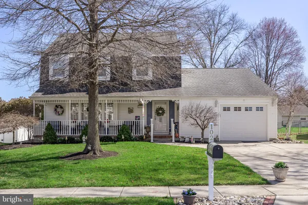 $575,000 | 102 Red Stone Ridge, Delran, NJ 08075