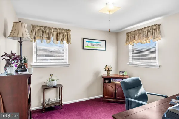 $575,000 | 102 Red Stone Ridge, Delran, NJ 08075
