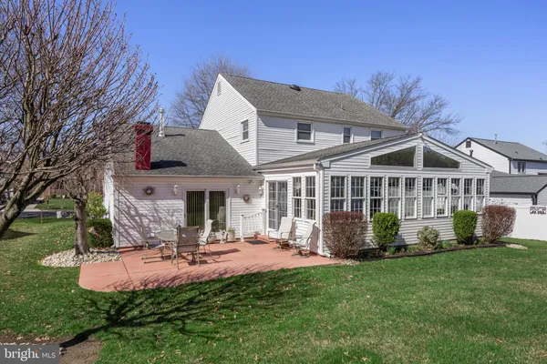 $575,000 | 102 Red Stone Ridge, Delran, NJ 08075