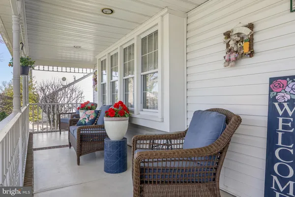 $575,000 | 102 Red Stone Ridge, Delran, NJ 08075