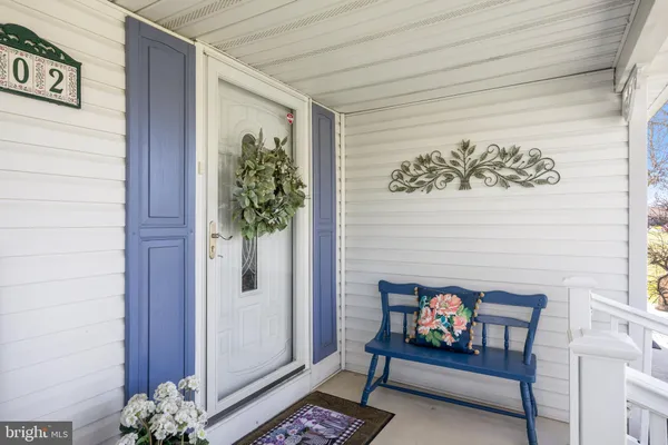 $575,000 | 102 Red Stone Ridge, Delran, NJ 08075