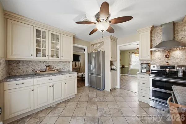 $319,900 | 2315 29th Ave Drive Northeast, Hickory, NC 28601