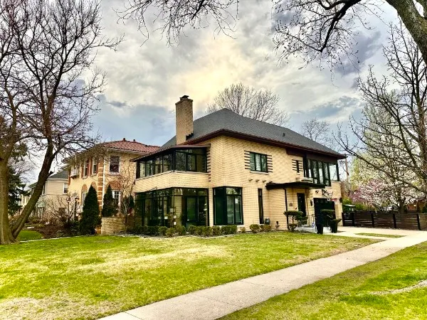 $789,900 | 478 Kent Road, Riverside, IL 60546