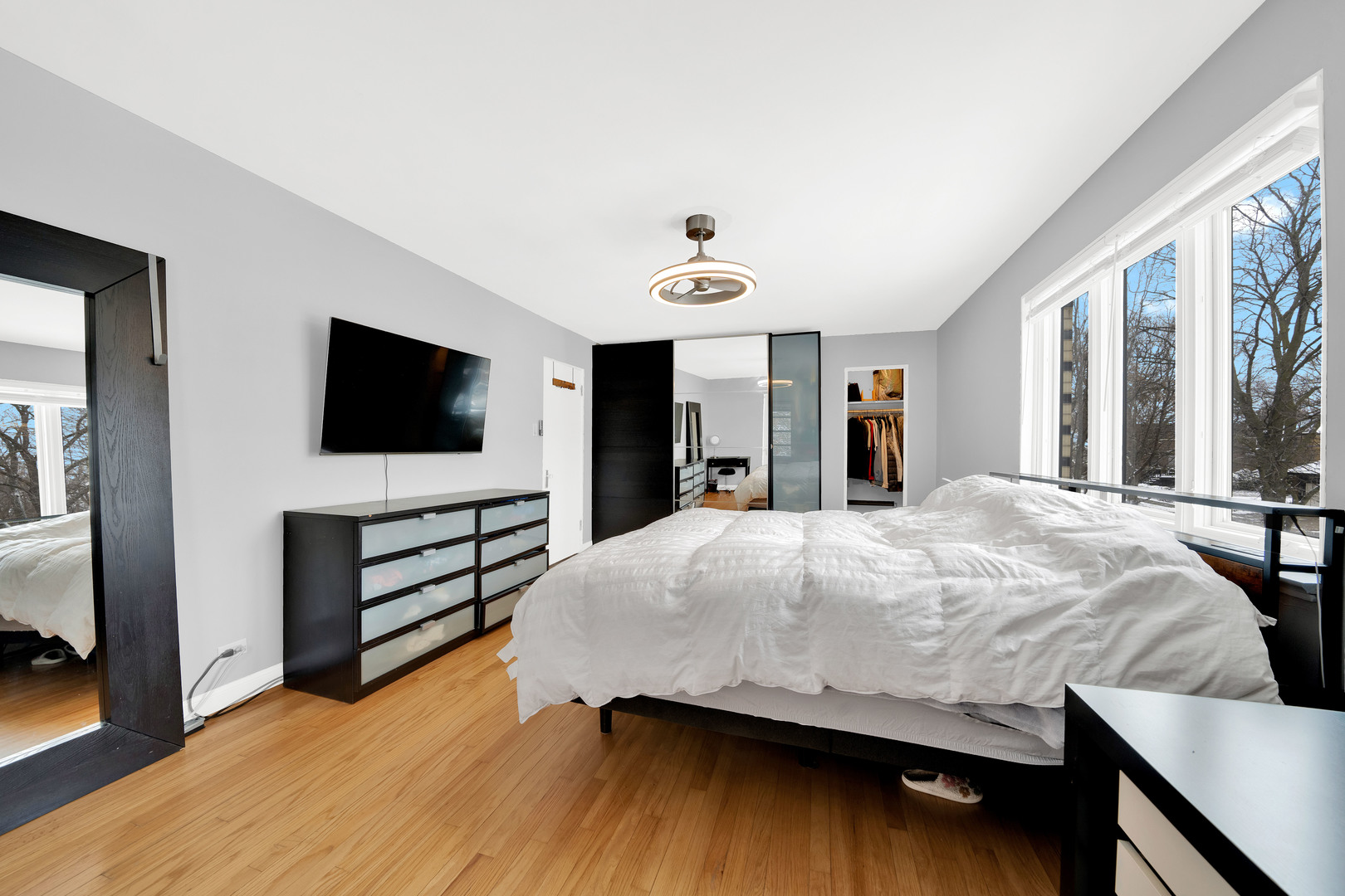 478 Kent Road Riverside, IL 60546 - Photo 16 of 42