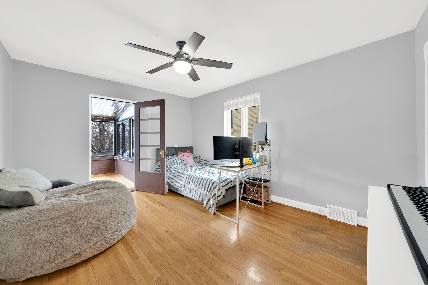 478 Kent Road Riverside, IL 60546 - Photo 18 of 42