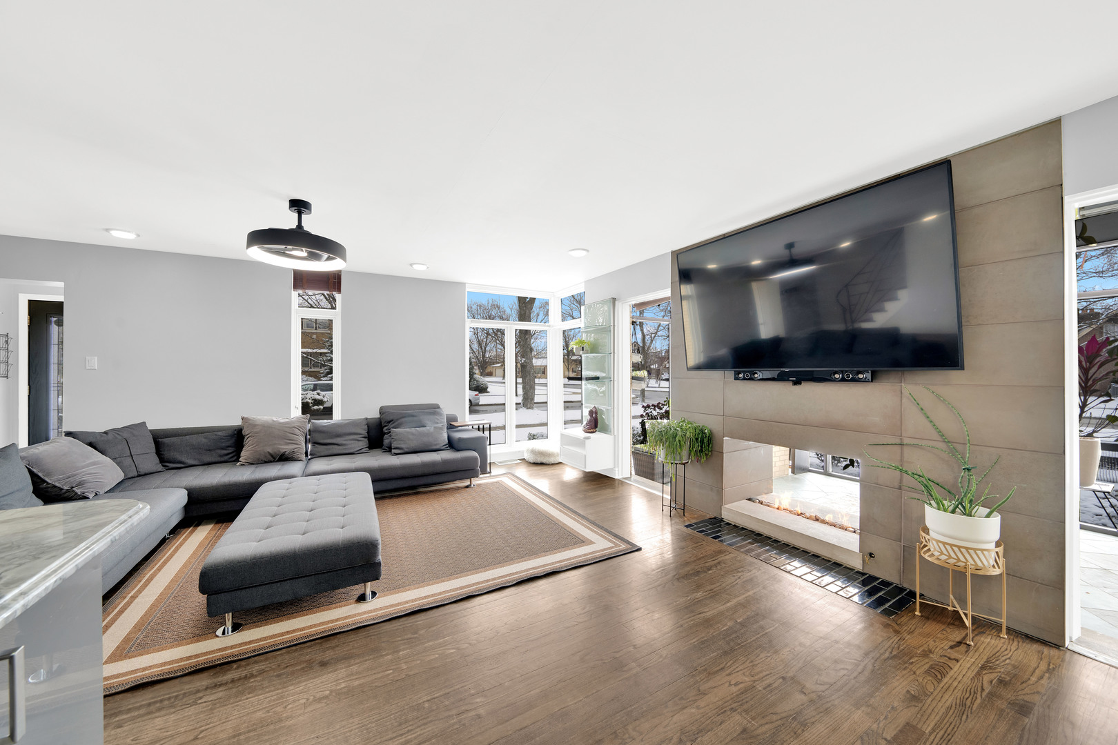 478 Kent Road Riverside, IL 60546 - Photo 9 of 42