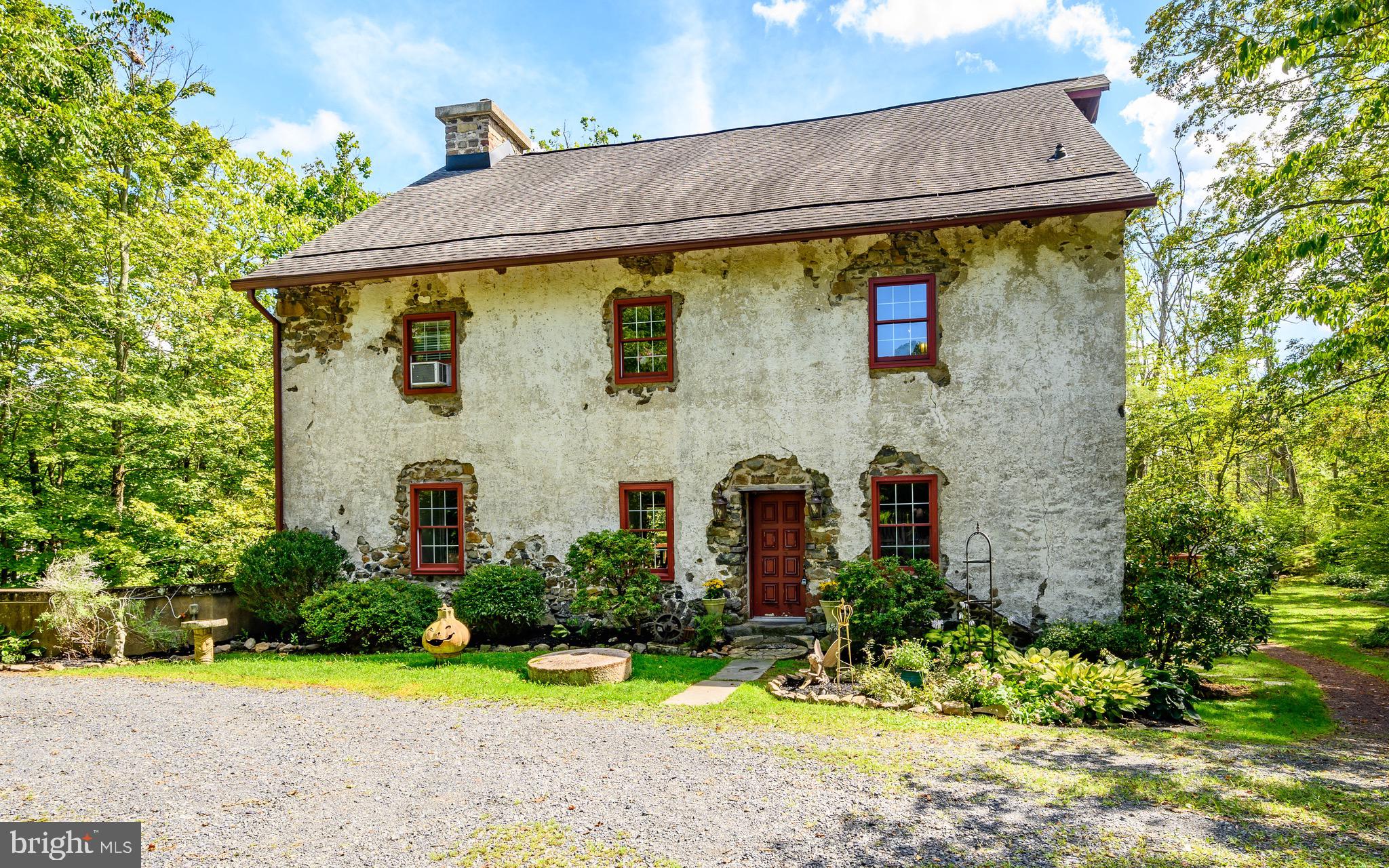 2045 Hillcrest Road Quakertown, PA 18951 - Photo 2 of 60