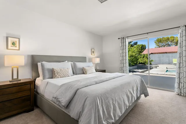 $899,000 | 490 East Molino Road, Palm Springs, CA 92262