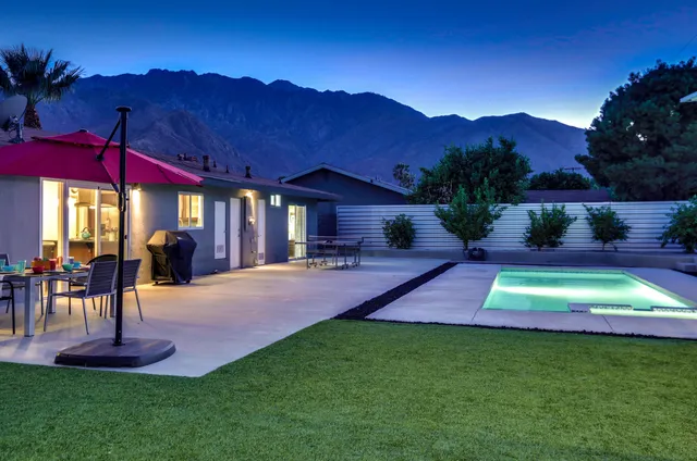 $899,000 | 490 East Molino Road, Palm Springs, CA 92262
