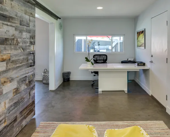 $899,000 | 490 East Molino Road, Palm Springs, CA 92262