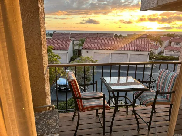 $4,500 | 6677 Paseo Del Norte, Carlsbad, CA 92011