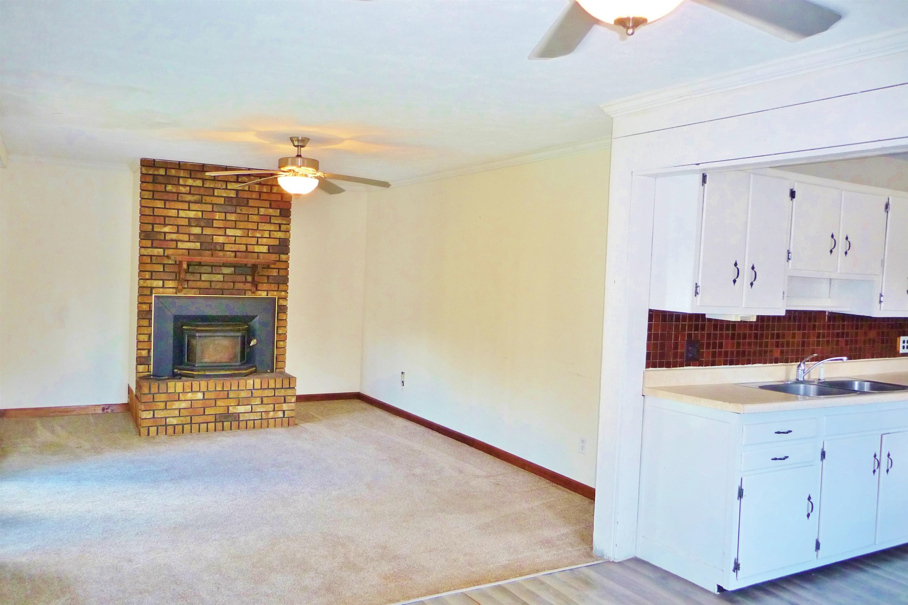 218 Belteberg Road Loves Park, IL 61111 - Photo 9 of 29 Gallery Image 9