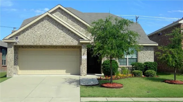 $299,900 | 2010 Dripping Springs Drive, Forney, TX 75126
