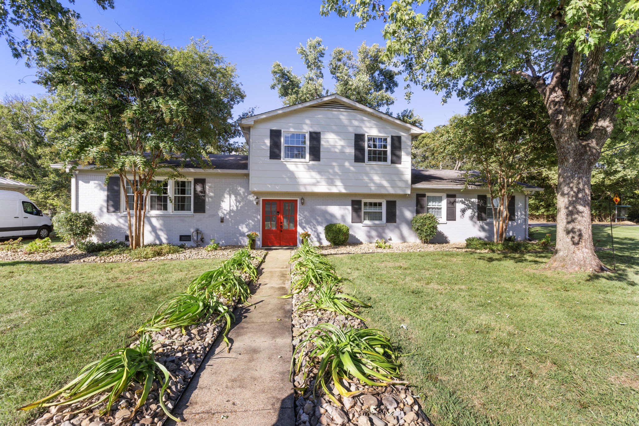7400 George Gaines Road Nashville, TN 37221 - Photo 1 of 20 Gallery Image 1