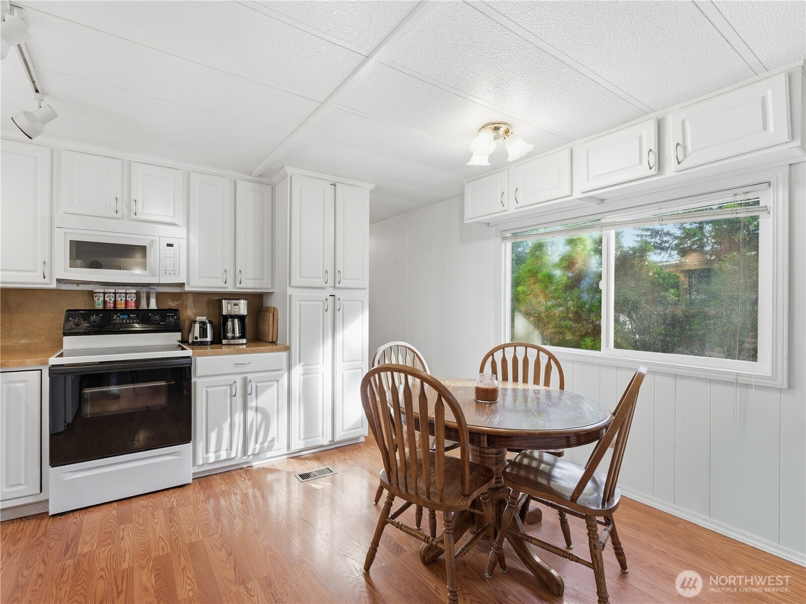 7750 South Lakeshore Road, Unit 34 Chelan, WA 98816 - Photo 31 of 40