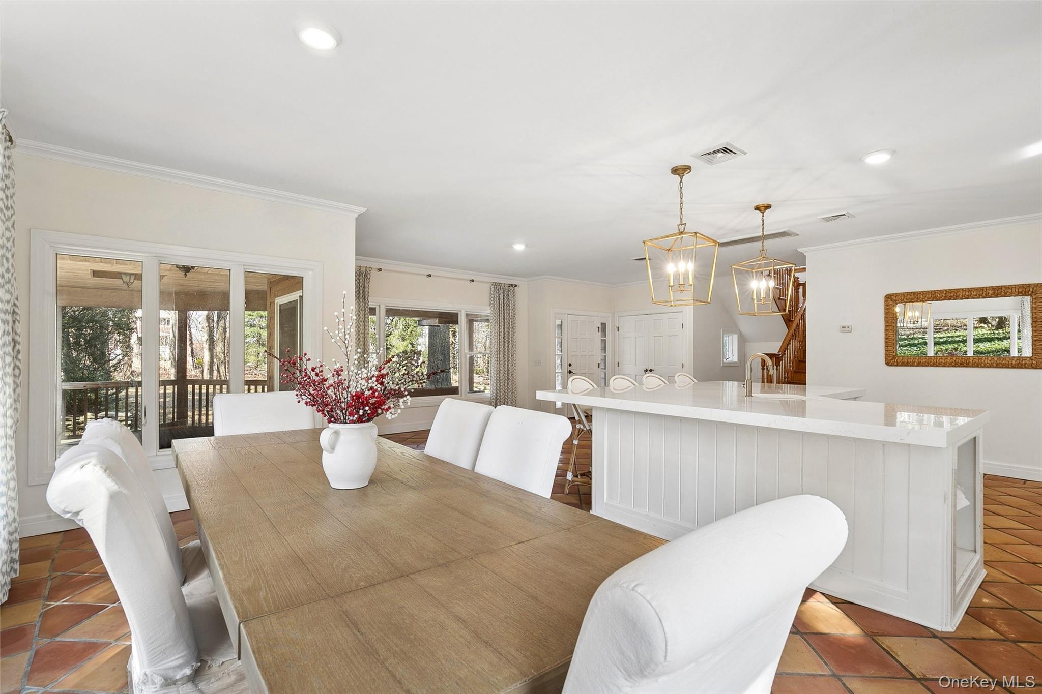 85 Cove Road Oyster Bay, NY 11771 - Photo 11 of 46