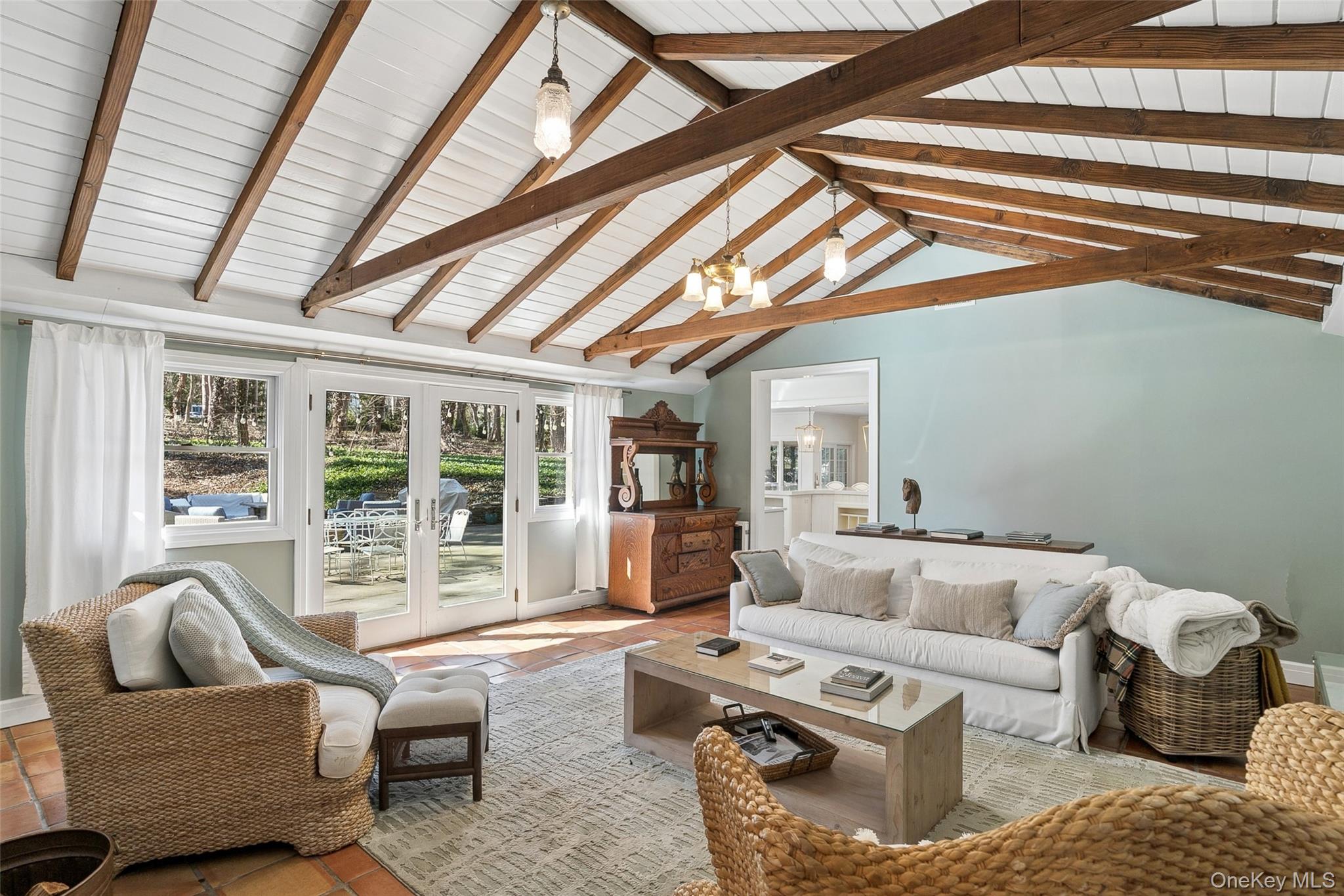 85 Cove Road Oyster Bay, NY 11771 - Photo 21 of 46