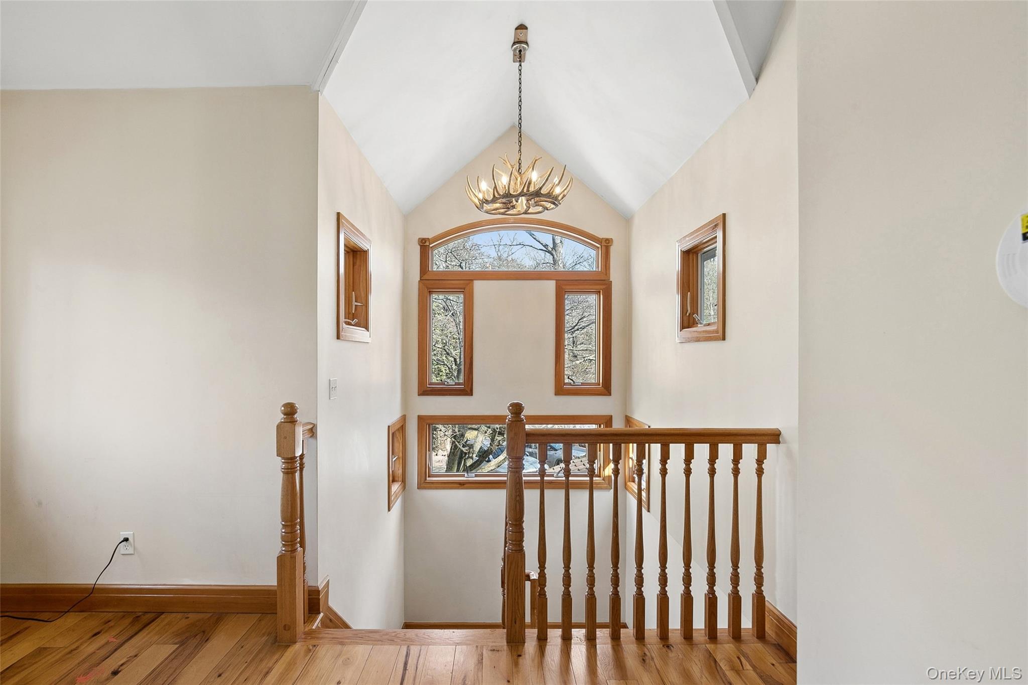 85 Cove Road Oyster Bay, NY 11771 - Photo 25 of 46