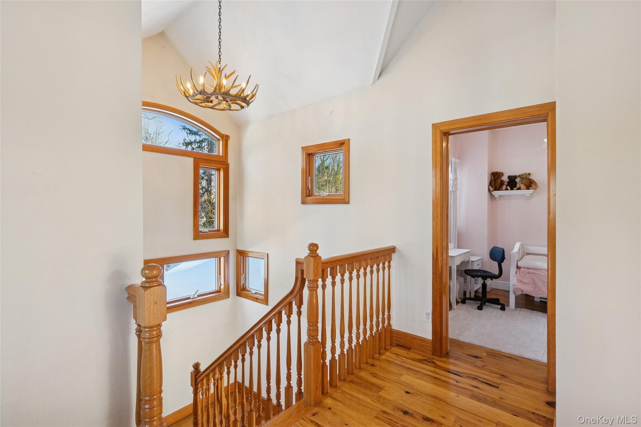85 Cove Road Oyster Bay, NY 11771 - Photo 26 of 46