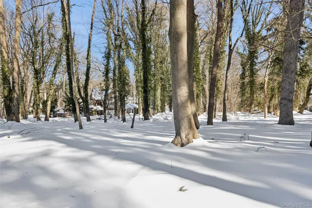 $1,695,000 | 85 Cove Road, Oyster Bay, NY 11771