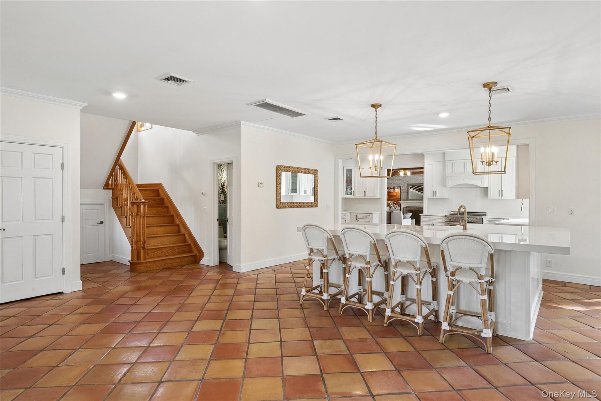 85 Cove Road Oyster Bay, NY 11771 - Photo 9 of 46