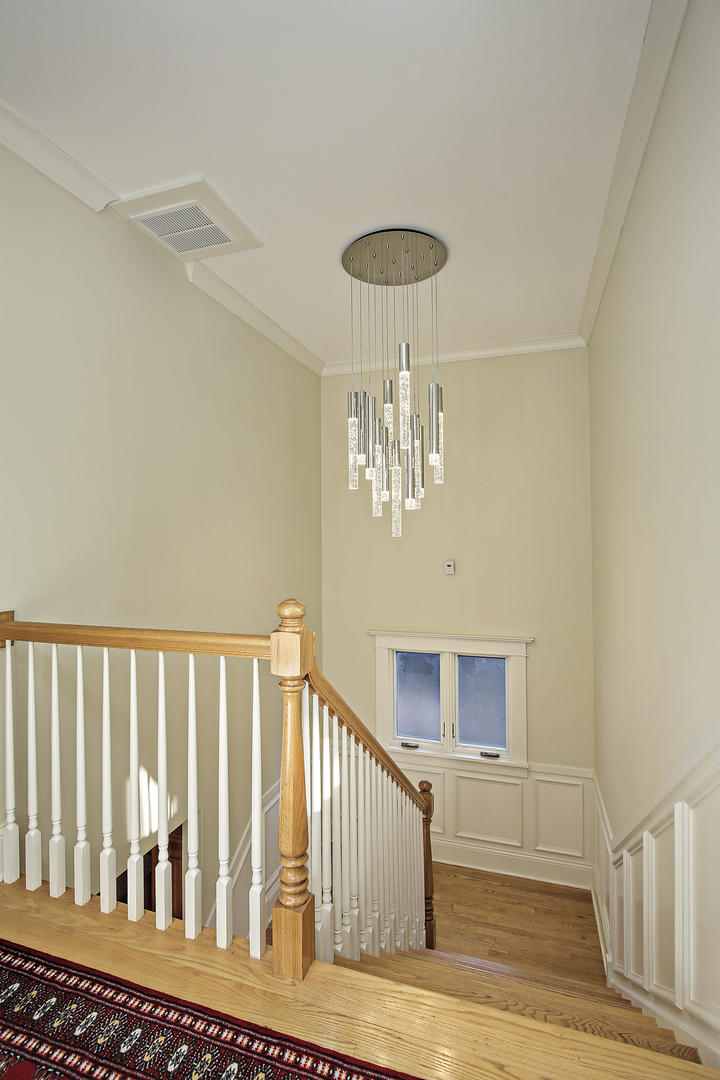 220 Locust Road Wilmette, IL 60091 - Photo 11 of 28